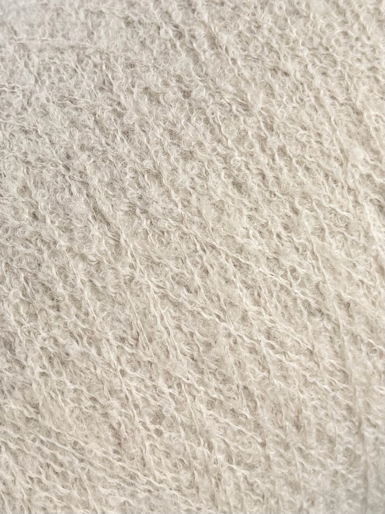 Zimpfer Wolle Selezione Art. Baby Yak Bouclerino Nm 1/10000 – Kaschmir Baby-Yak Garn col. Helle Perle